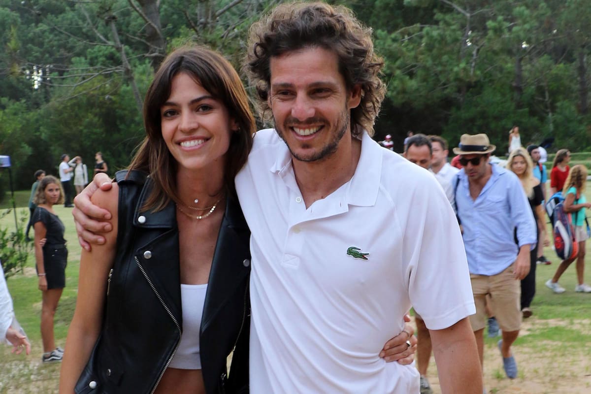 El tenista y su actual pareja asistieron a un evento en donde figuras como Ricardo Darín fueron invitadas para jugar con los deportistas