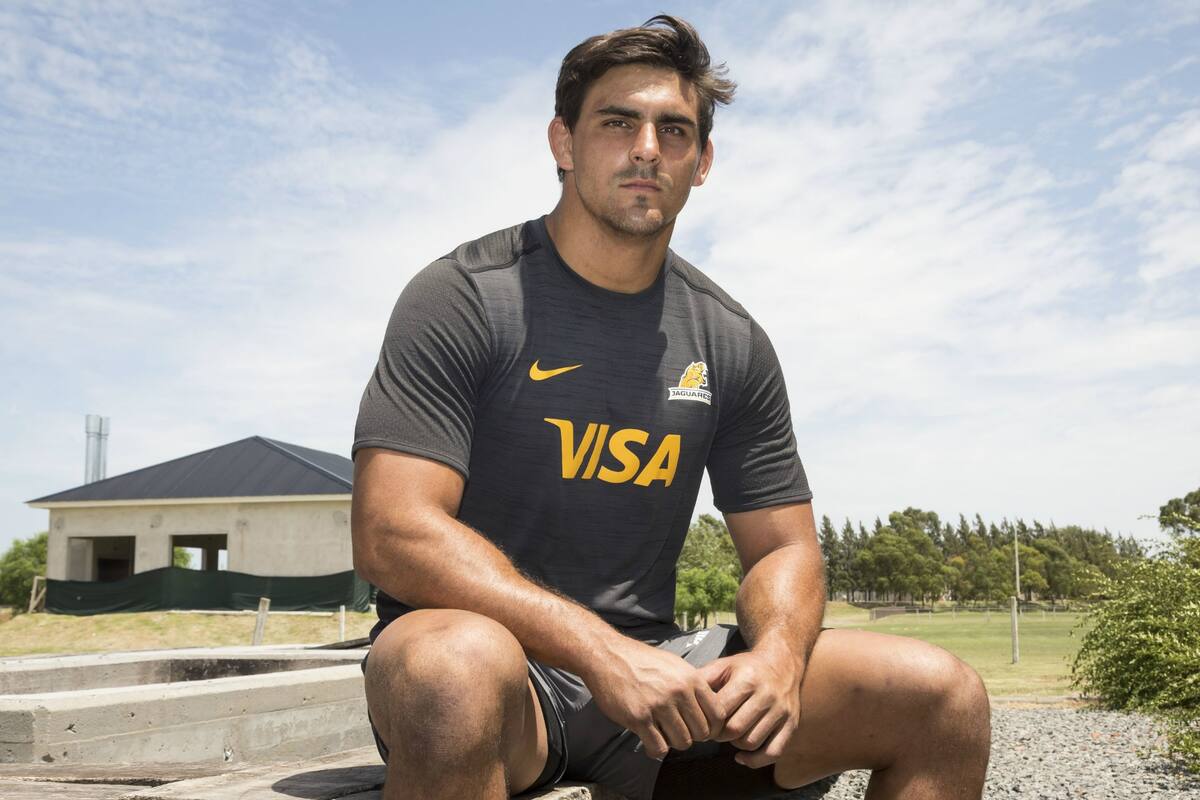 El tercera línea de 24 años será el líder del equipo que afrontará desde febrero el Súper Rugby; introvertido y callado, pero feroz en la cancha, el forward surgido en Alumni sustituye a Creevy