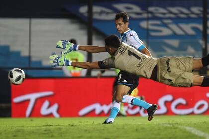 El tercero de Racing: Solari define a pesar del esfuerzo de Andrada