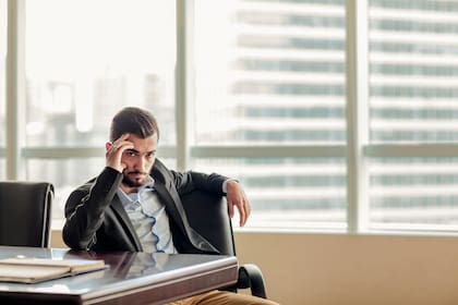 El término refiere a un grupo hombres exitosos que, pese a sus triunfos, no logran consolidarse en un aspecto en particular