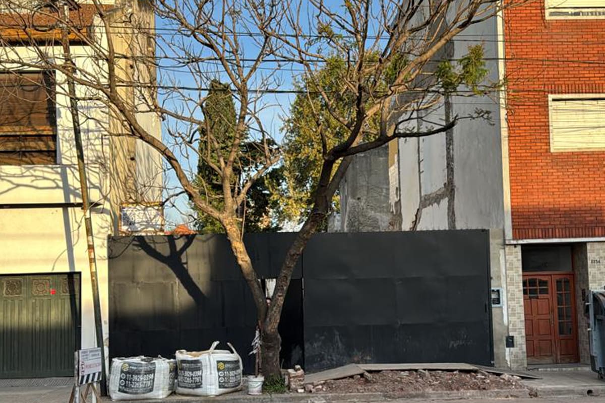 El terreno corresponde a la casa donde Gustavo Cerati vivió entre 2001 y 2003