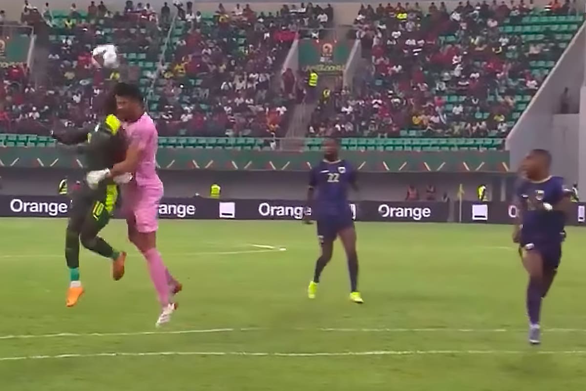 El terrible choque de Sadio Mané con el arquero de Cabo Verde, Vozinha