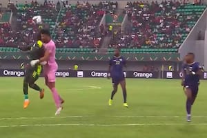 El terrible choque de Sadio Mané con el arquero de Cabo Verde, Vozinha
