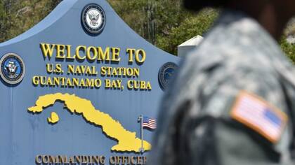 El territorio que ocupa la base de Guantánamo es de 116 kilómetros cuadrados