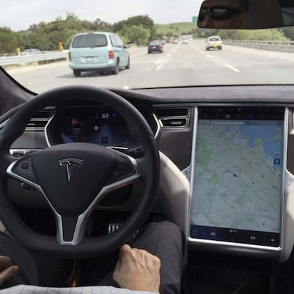 El Tesla involucrado en el accidente fue el Modelo S