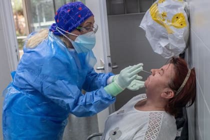 El test PCR es la prueba más común para detectar el coronavirus.