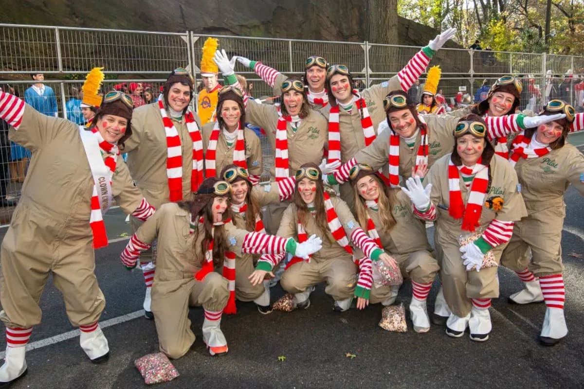 El Thanksgiving Day Parade incluirá diferentes grupos de payasos (macys.com)