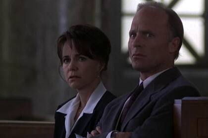 El thriller Ojo por Ojo está protagonizado por Sally Field y Ed Harris y se encuentra entre lo más visto de Netflix (Foto: IMDb)