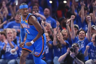 El Thunder abre la defensa del título con una paliza 119-84 sobre los Suns
