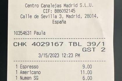 El ticket de la discordia: un español mostró lo que le costó dos cafés y un agua en un restaurante de Madrid