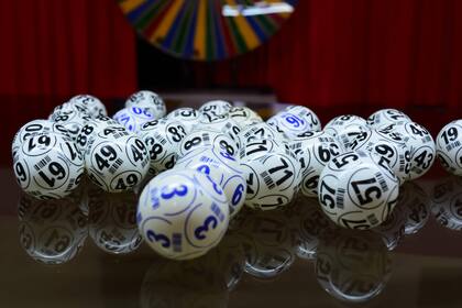 El ticket ganador de Powerball incluyó los siguientes números: 11, 23, 44, 61 y 62, el Powerball rojo 17 y el multiplicador Power Play de 2.