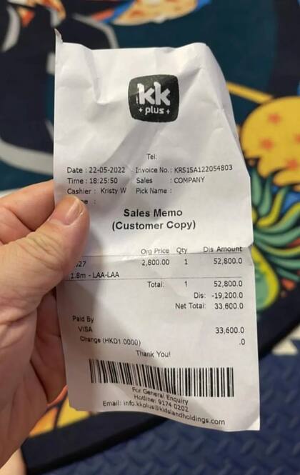 El ticket que tuvo que pagar el padre del niño que rompió el muñeco gigante de los Teletubbies (Foto: hongkongfp.com)