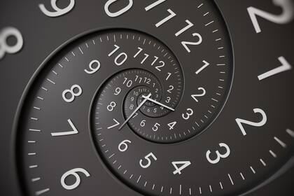 El tiempo es la materia de la que estamos hechos, y es también nuestro enemigo jurado