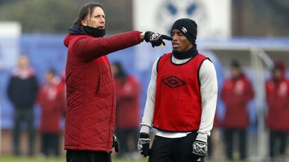 El Tigre Gareca no podrá contar con Farfán