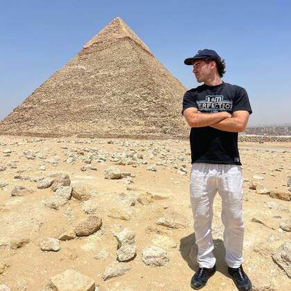El tiktoker Carmie Sellitto expuso las tres razones para no visitar las pirámides de Egipto
