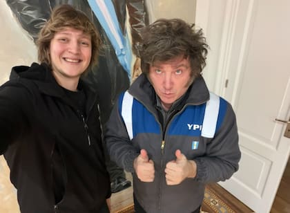 El tiktoker Iñaki Gutierrez con Javier Milei en Olivos