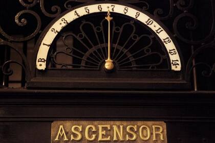 El timbre que sonaba al llegar al piso le avisaba a los presentes que estabas a punto de entrar en escena