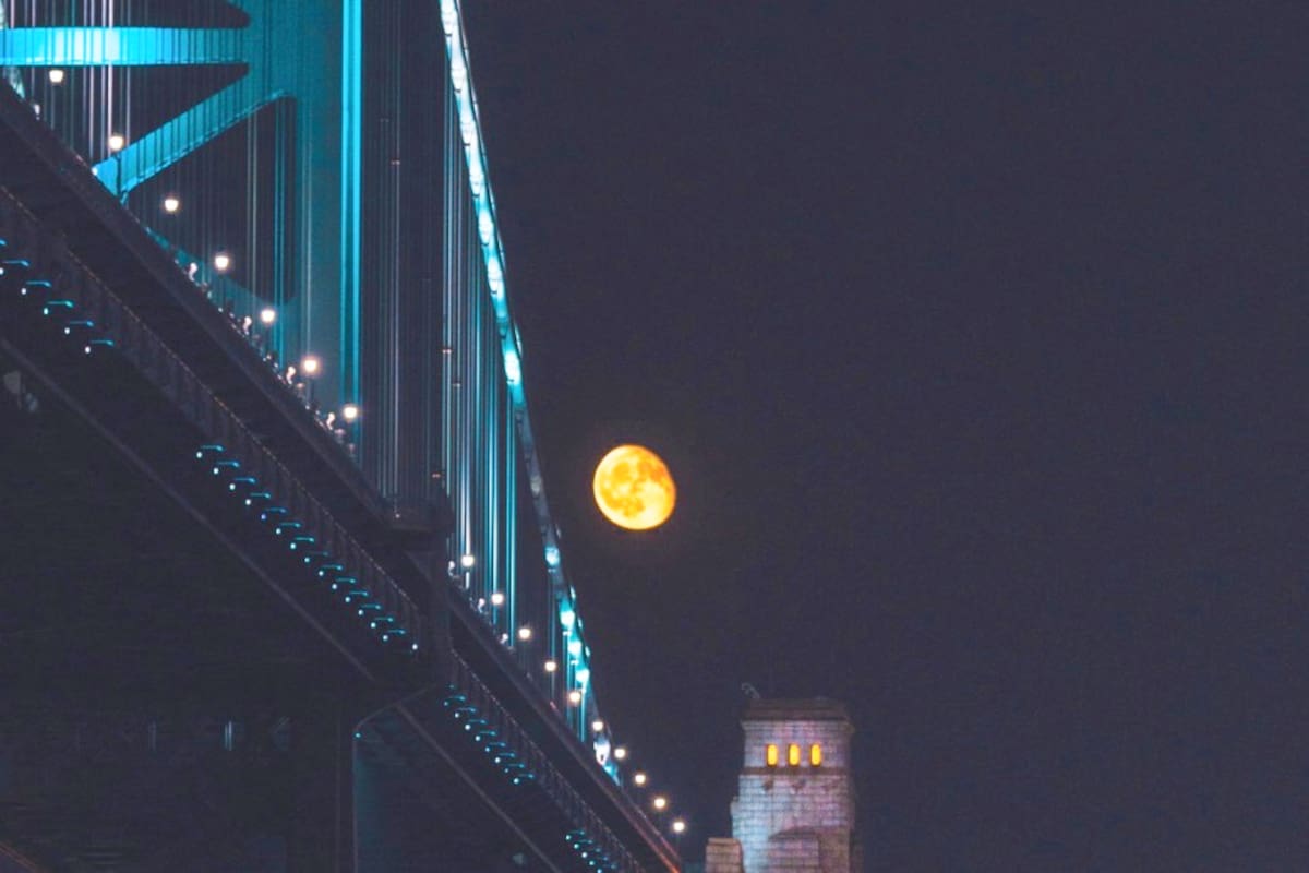 El tipo de luna y los planetas que se podrán vislumbrar este mes en EE.UU.