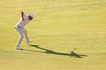 El tiro del campeonato para Wyndham Clark: un putt para birdie desde 7,5 metros que le dio dos golpes de ventaja con dos hoyos por jugar