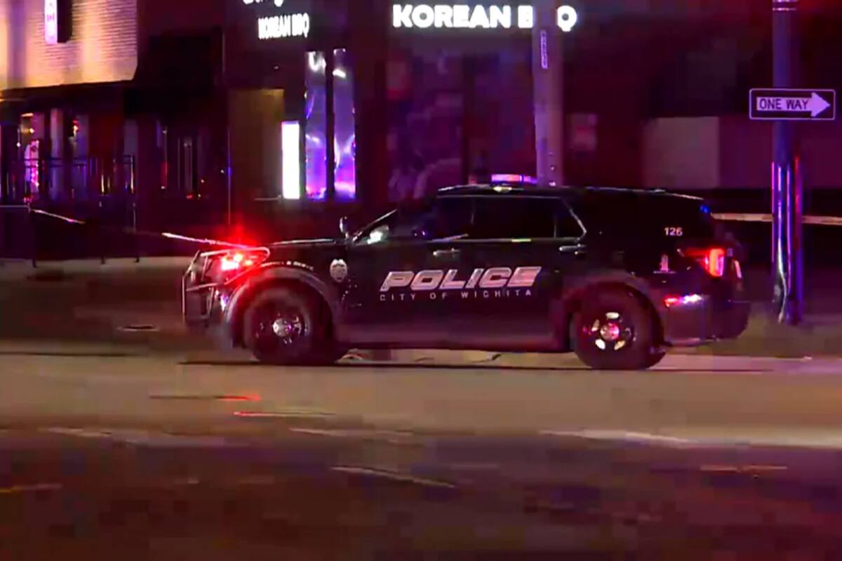 El tiroteo ocurrió en un club nocturno de Kansas