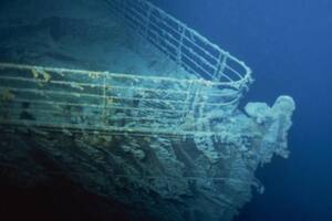 El Titanic en el fondo del mar