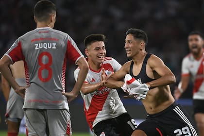 El título de la Supercopa Argentina le dio aire fresco a River, que se desahogó con el festejo