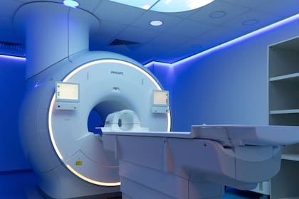 El tomógrafo importado que cuesta alrededor de 1 a 3 millones de dólares. Crédito: Swiss Medical.