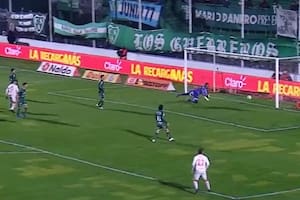 Argentinos y Sarmiento hicieron 5 goles: Lescano aportó la joya de la noche y Porcel fue expulsado tras convertir