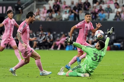 El toque sutil de Messi para el tercer gol suyo ante Montreal
