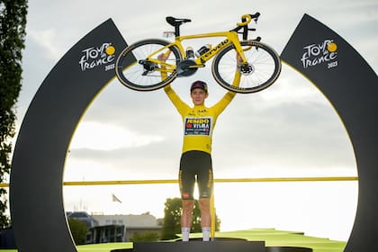 El Tour de Francia masculino y femenino comenzará en Reino Unido en 2027