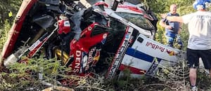El impresionante accidente del líder del Rally de Finlandia: se despistó, volcó y terminó en el hospital