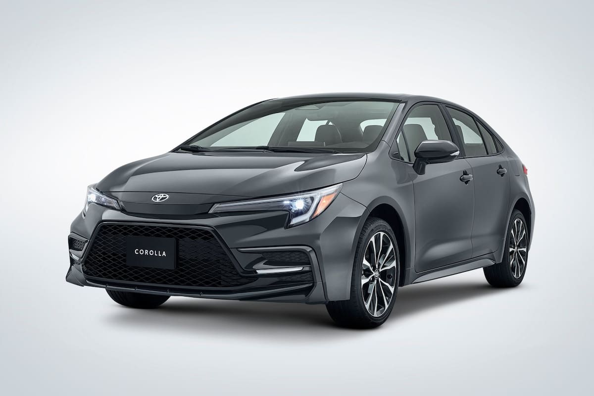 El Toyota Corolla 2025 tiene un valor inicial de US$22.325, lo que equivale a $448.500 según el tipo de cambio vigente en julio
