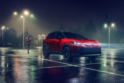 El Toyota Corolla Cross 2025 tiene precios desde los 24,000 dólares en Estados Unidos (toyota.com)