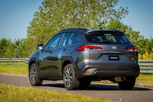 El Toyota Corolla Cross se mantiene al frente como el SUV más vendido
