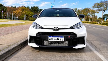 El Toyota GR Yaris es uno de los pocos hot hatch que quedan en el país