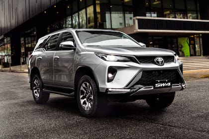 El Toyota SW4 SRX se renovó estéticamente