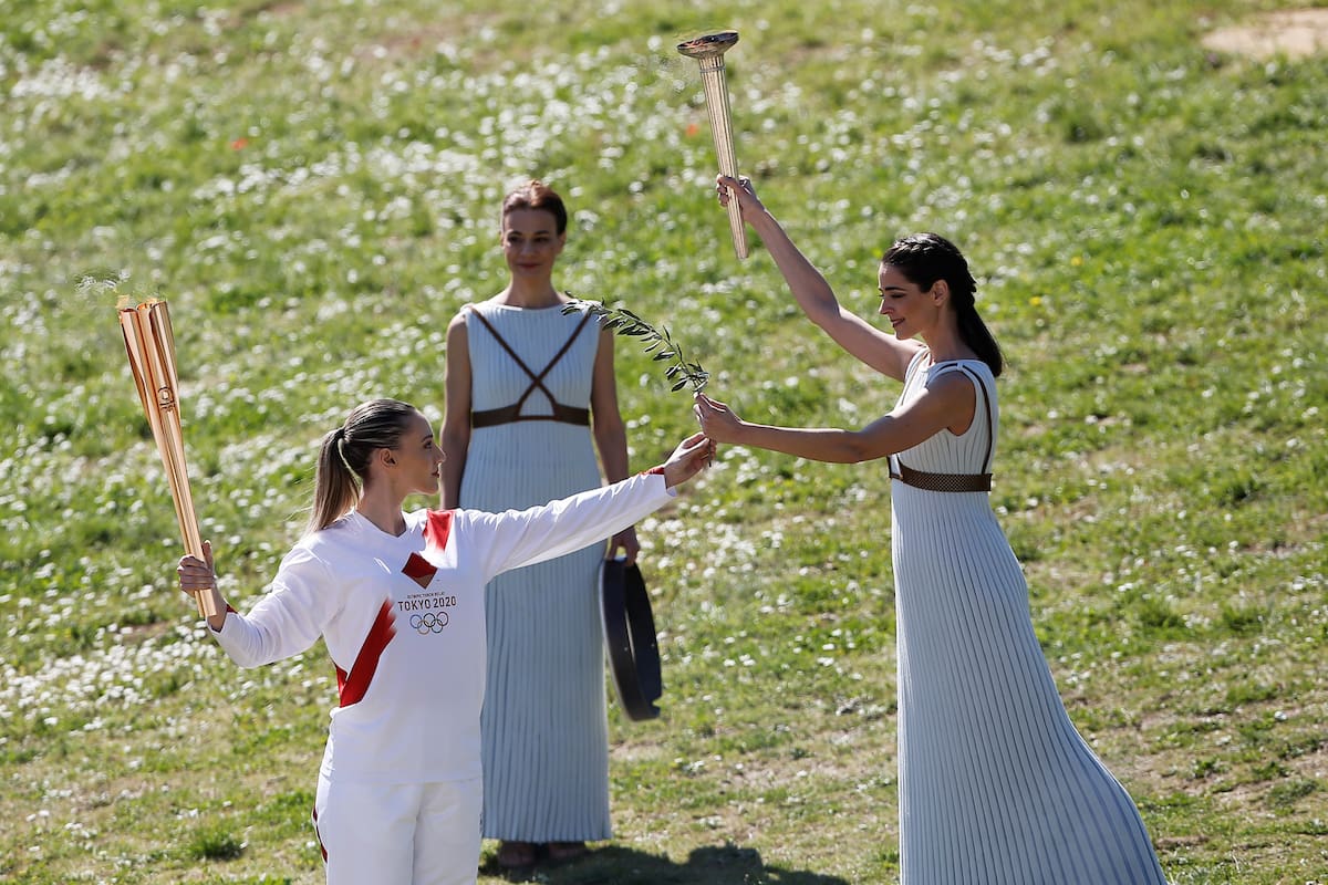 El tradicional acto de la llama olímpica, alterado por el coronavirus