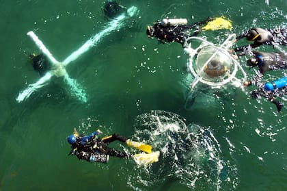 El tradicional Vía Crucis submarino de Puerto Madryn