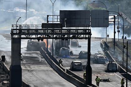 El tránsito completamente paralizado luego de la impactante explosión