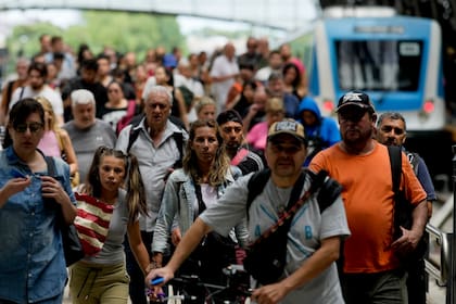 El transporte funciona con horario de domingo o feriados