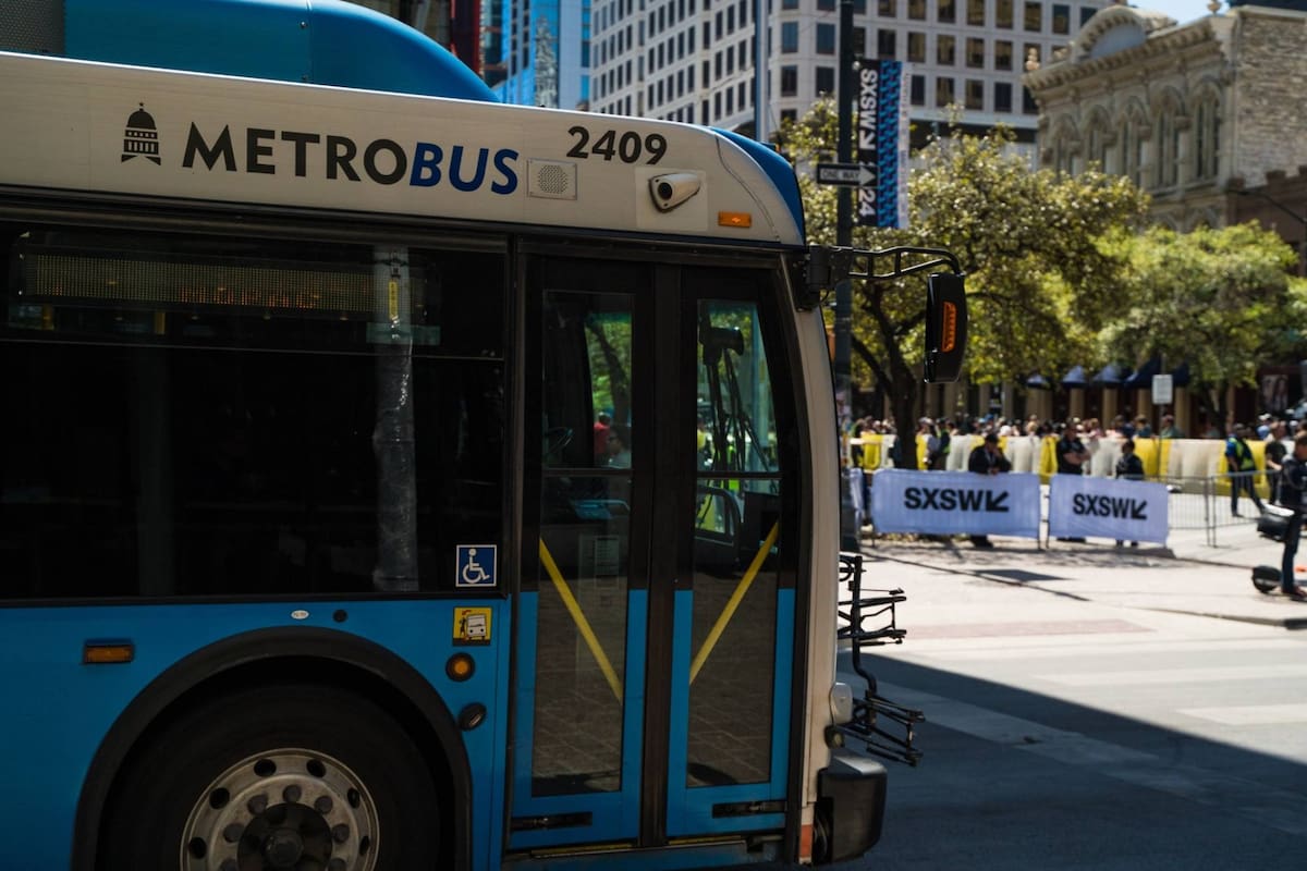 El transporte público de Austin prepara nuevos cambios en las formas de pago de los usuarios
