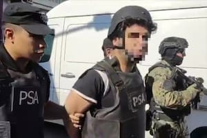 El traslado de los cuatro detenidos por el atentado a Cristina Kirchner
