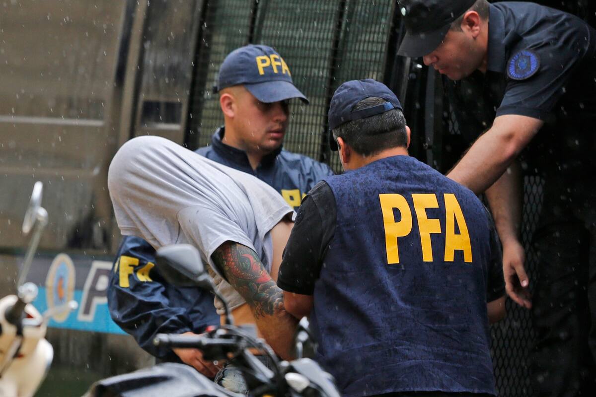 El traslado de los sospechosos a los tribunales de Comodoro Py