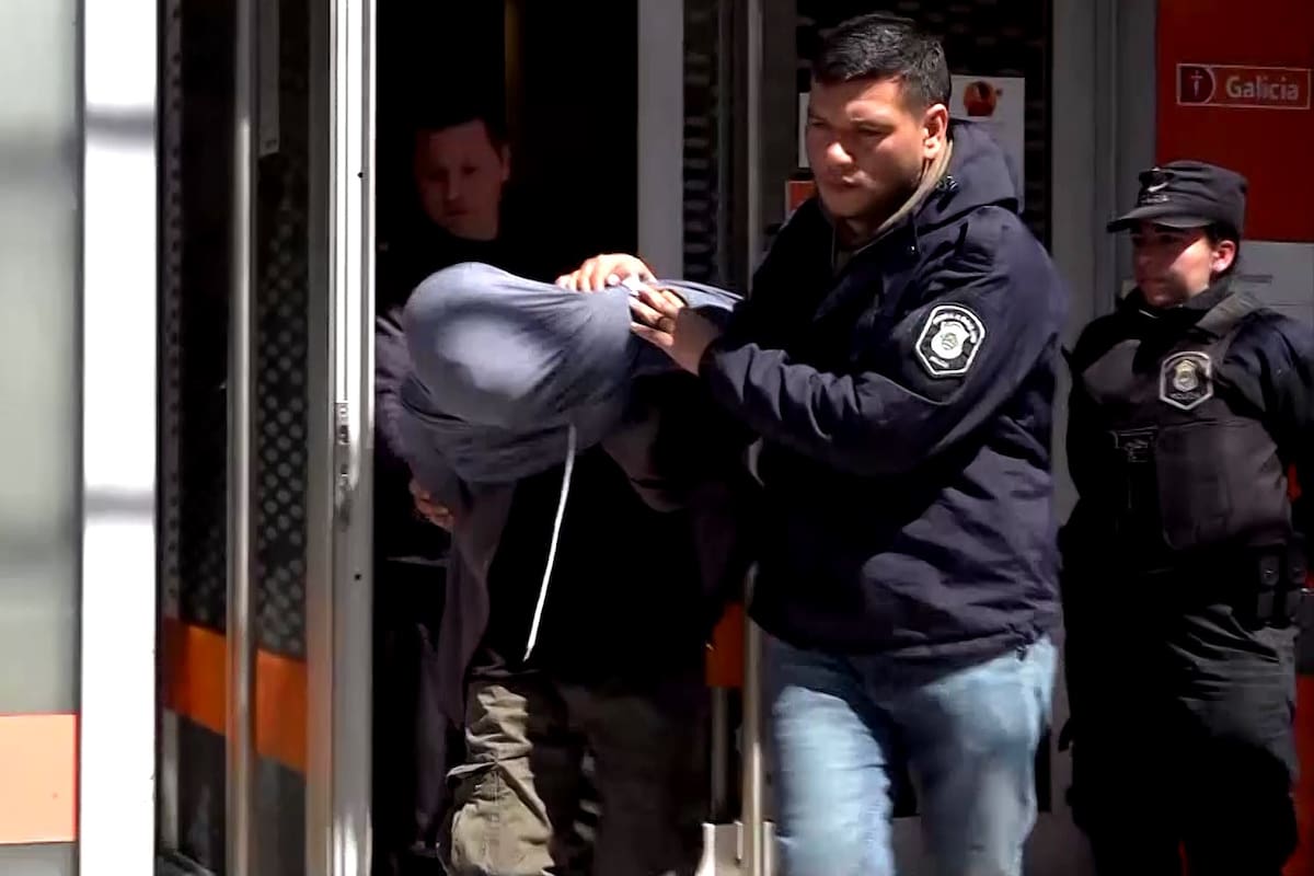 El traslado del ladrón que disparó en la sucursal Lomas del Mirador del Banco Galicia durante un intento de robo