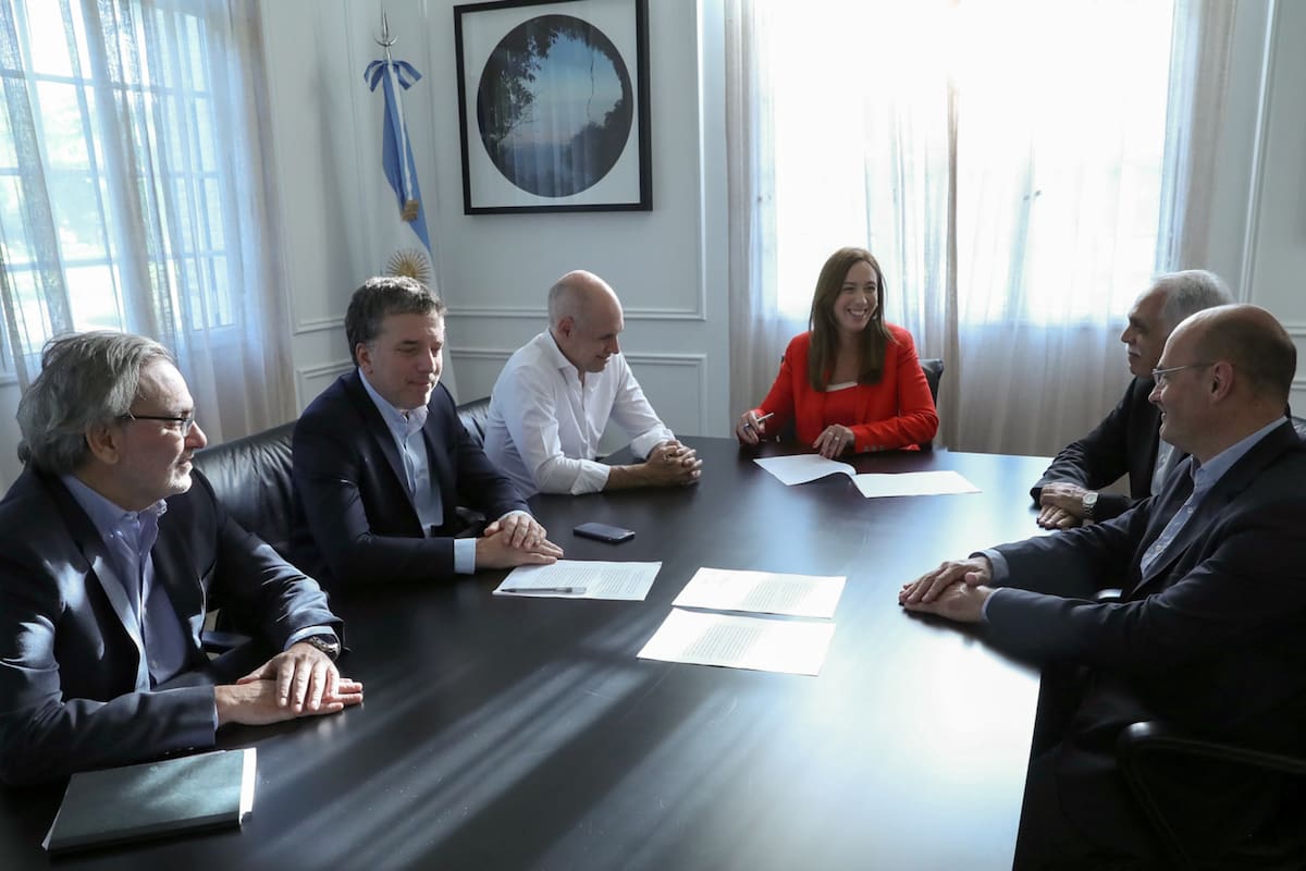 El traspaso será efectivo a partir de este viernes, cuando las nuevas jurisdicciones pasarán a ejercer el poder de policía sobre el servicio público que prestan las concesionarias