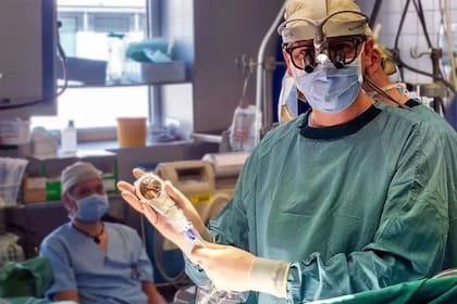 El tratamiento se realiza después de la operación y toma unos 10 minutos