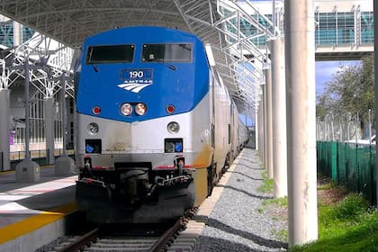 El tren Amtrak abarca muchas ciudades y planea extenderse