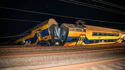 El tren de pasajeros descarriló en el pueblo de Voorschoten