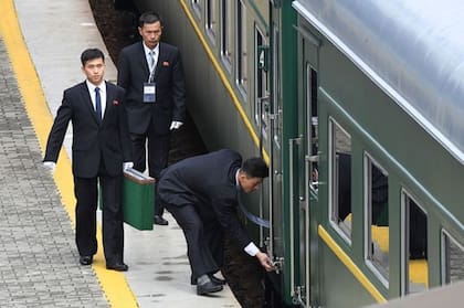 El tren tiene vidrios blindados y máxima seguridad a bordo