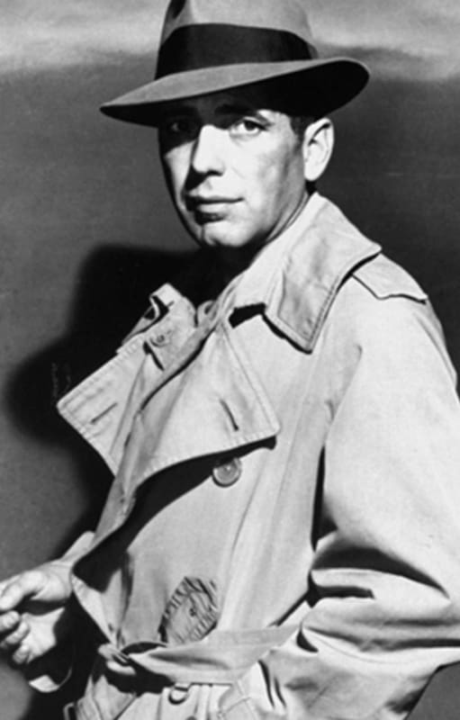 El trench icónico de Humphrey Bogart en Casablanca
